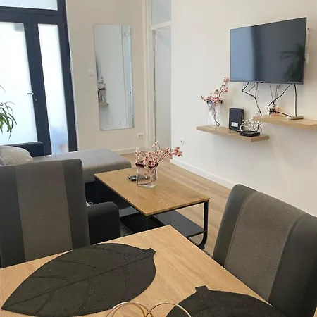 Apartmán Two Bedroom N Split